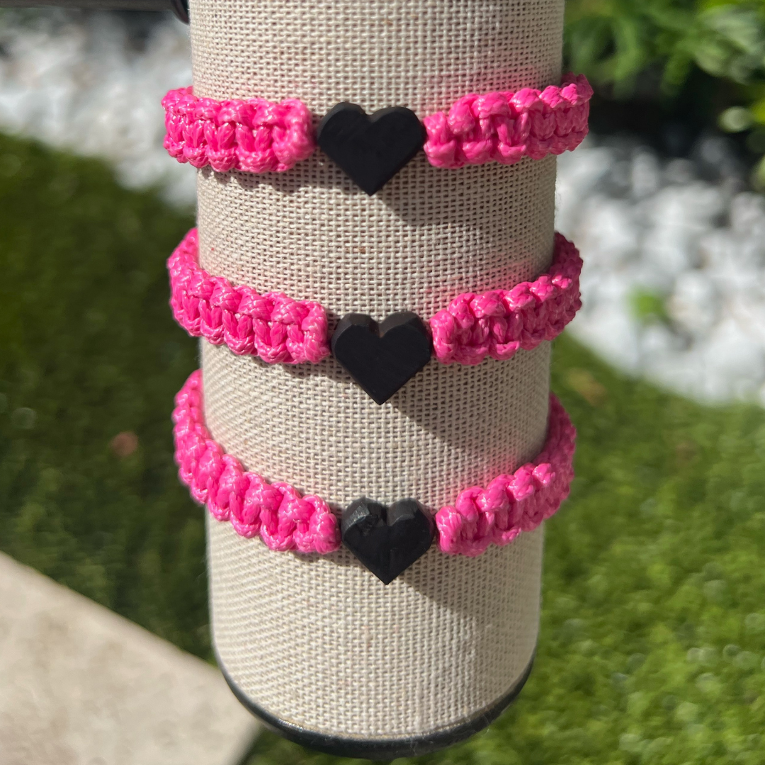 Black heart pink bracelet